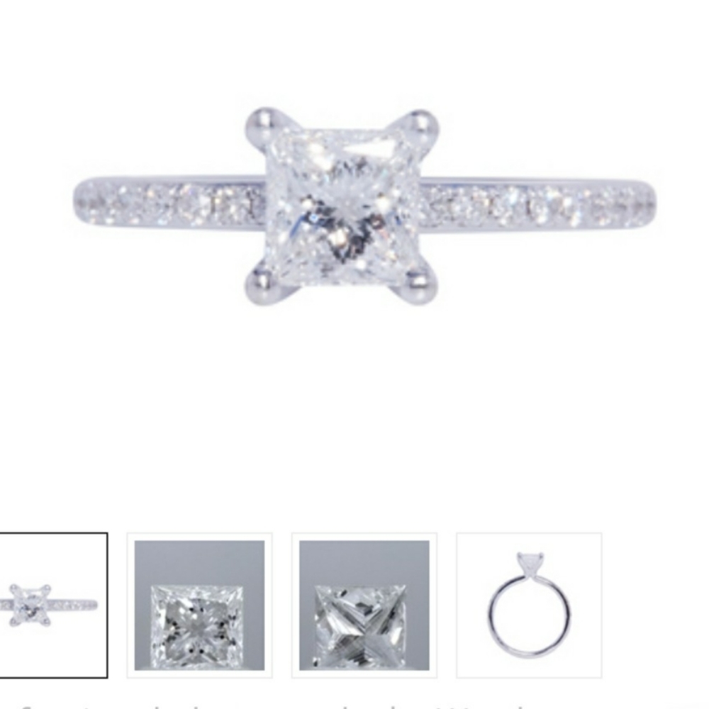 GIA 0.72 Carot Diamond Ring - Picture 1 of 15